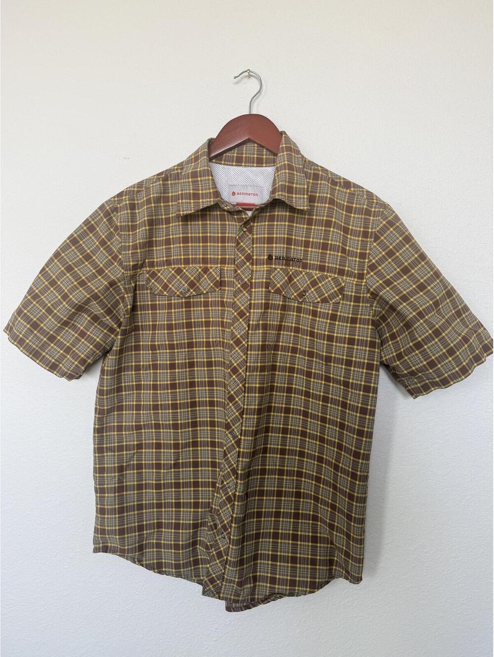 Redington Fly Fishing Shirt Mens Medium Plaid Vented Short Sleeve Hiking